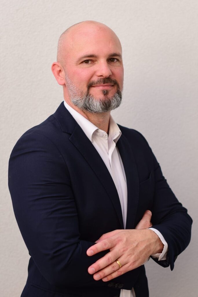 Robert Pavani
